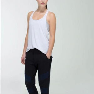 Lululemon 105 F  Singlet, Pink & Grey, size 4